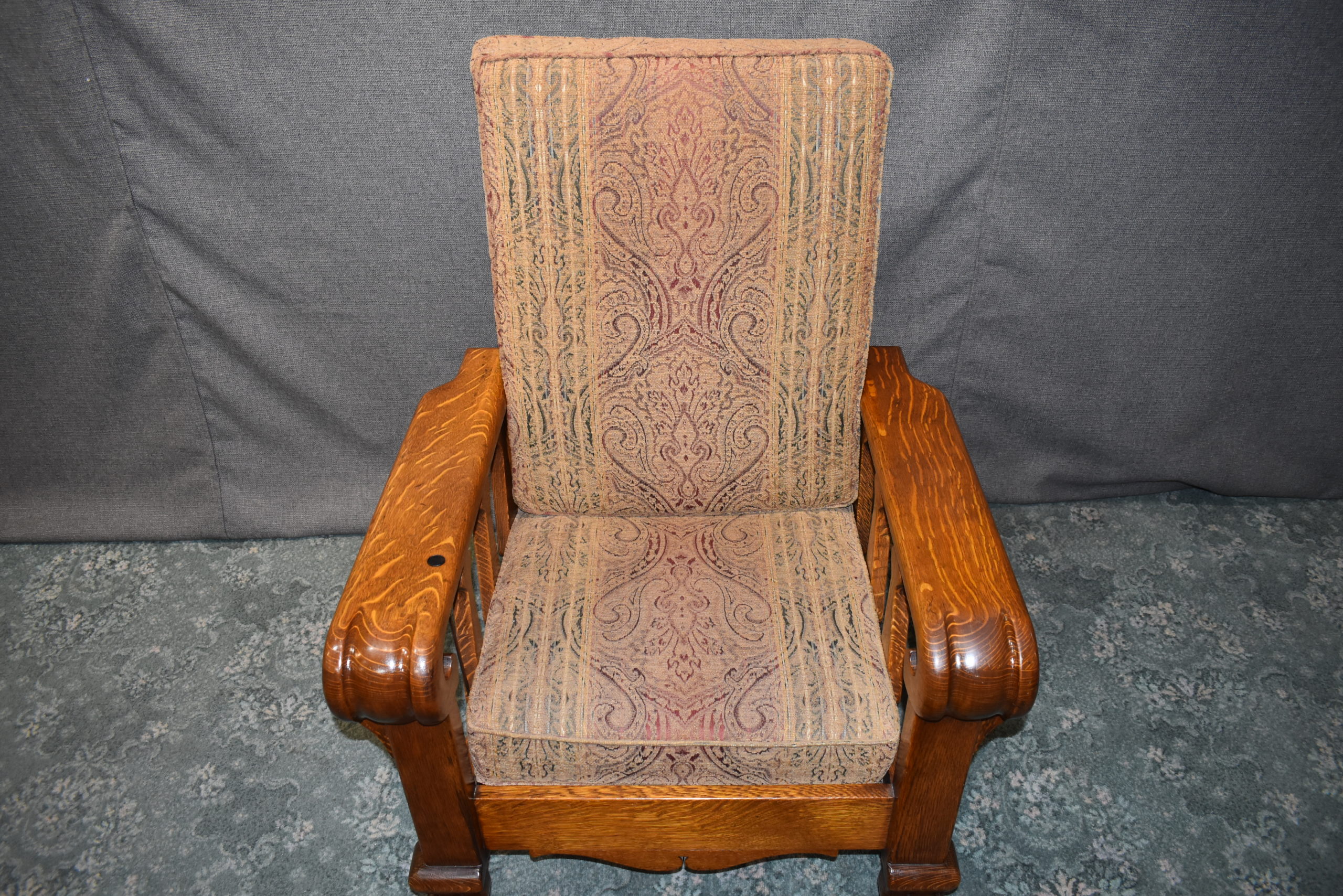 Oak Antique 1900 Morris Recliner Chair, Lion Paw Feet, Recent